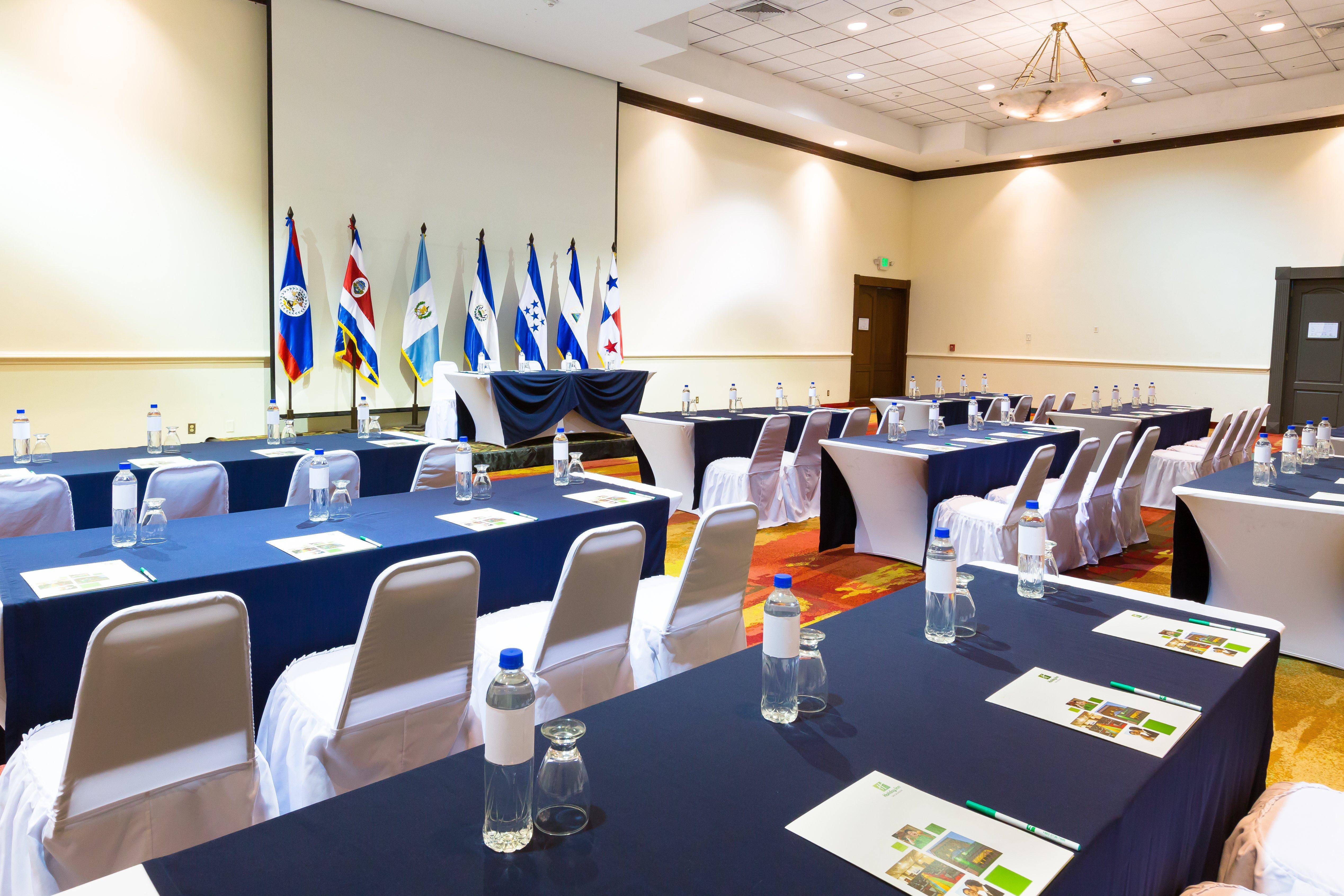 Holiday Inn San Salvador By Ihg מראה חיצוני תמונה